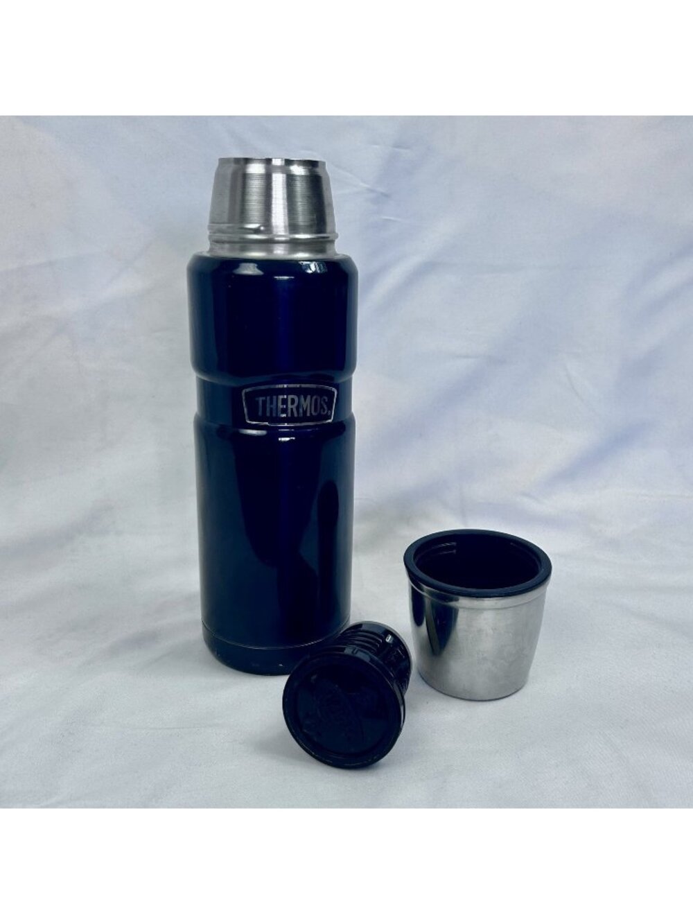 Thermos Blue-Black 16oz Insulated With Cup Hot or Cold